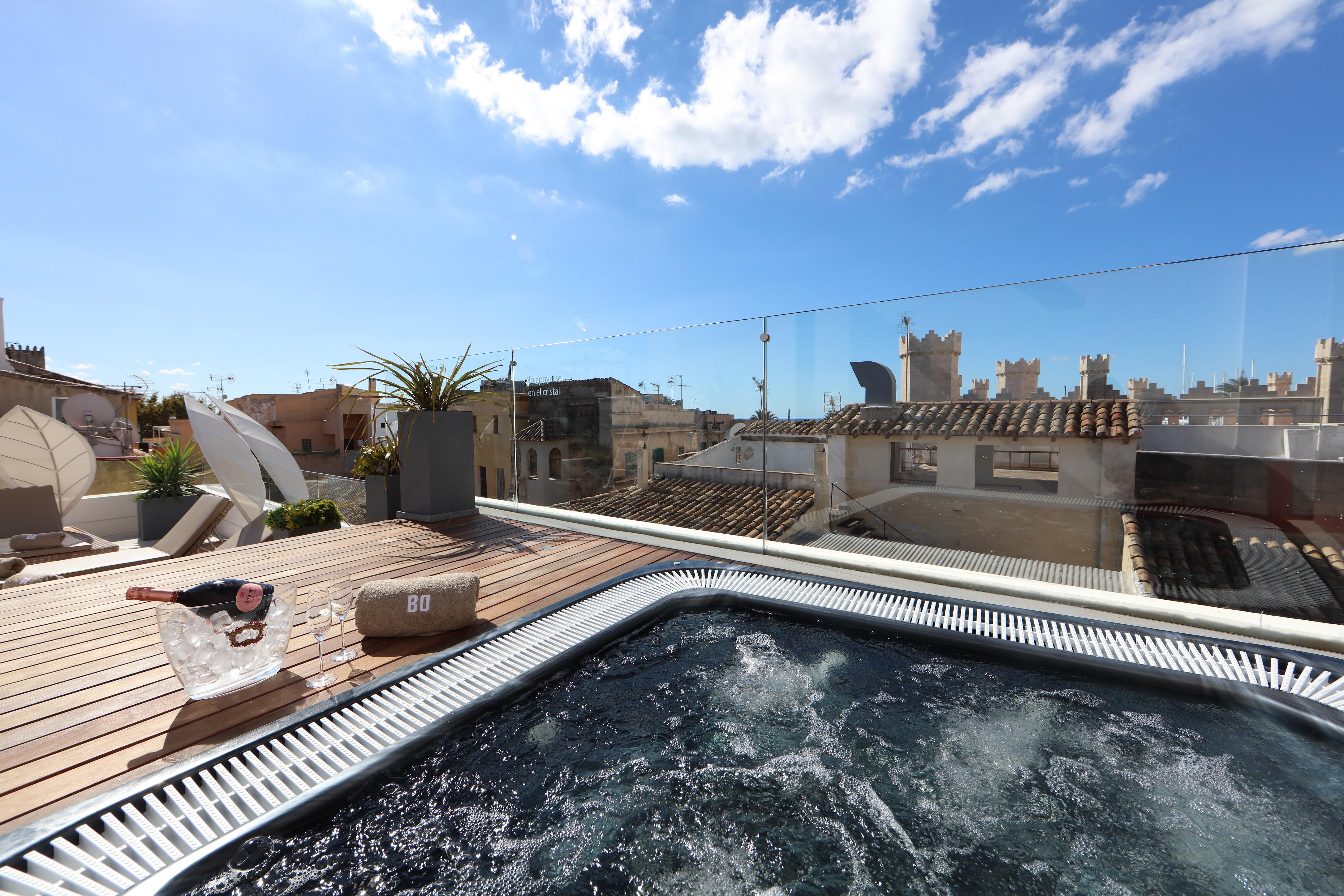 BO Hotel Palma Kültér fotó Rooftop jacuzzi